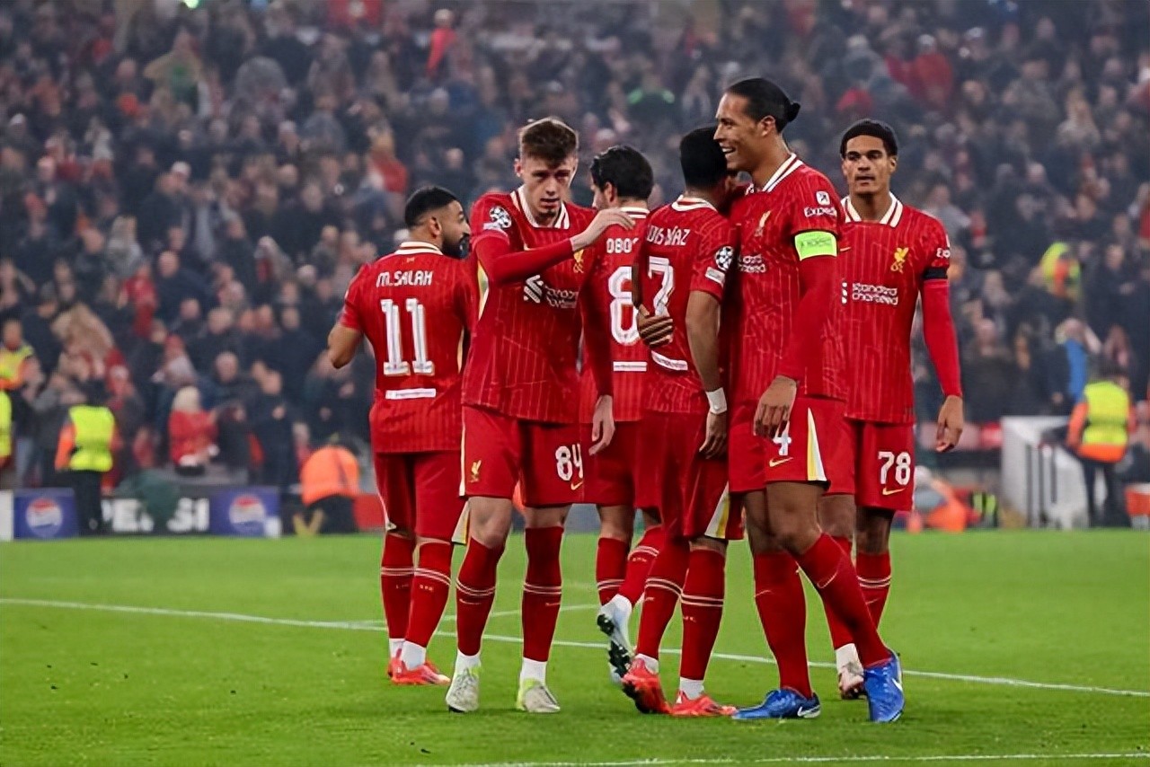 开云今晨门兴格拉德巴赫备战足总杯，门线救险细节曝光，信心回归，资深球员宣示担当的简单介绍